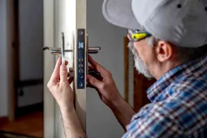 Locksmith Contractors