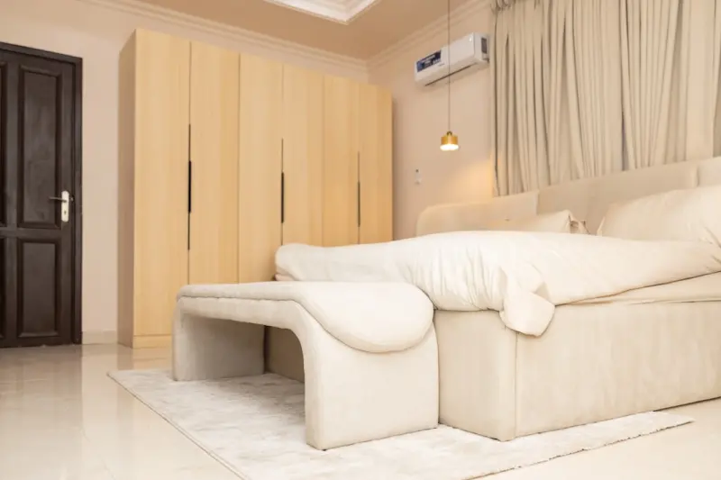 AI‑Powered Closets: Turning Wardrobe Space into a Competitive Asset