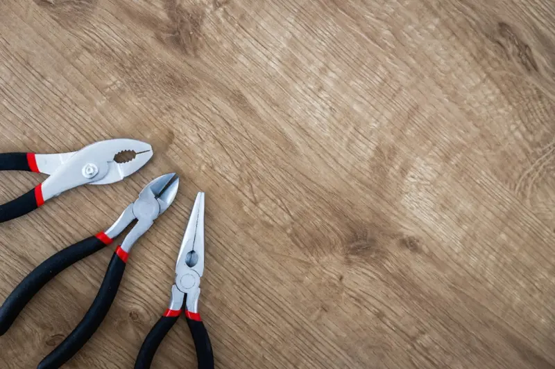 Reviving Classic Trim: A Handyman’s Guide to Timeless Home Restoration