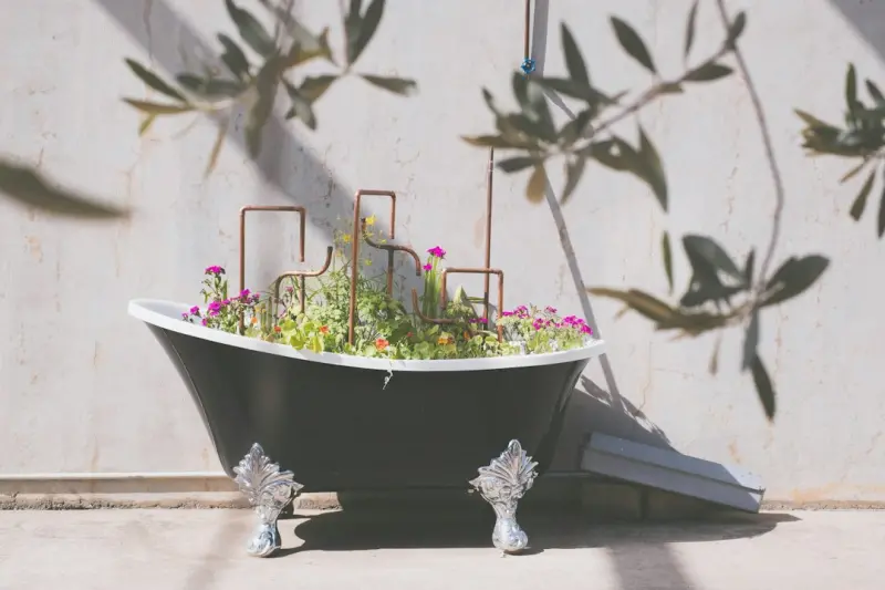 Why Refinishing Your Bathtub Is the Green Renovation Hack You’ve Been Missing