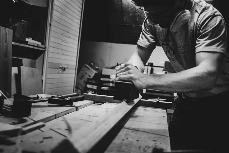 Reimagining Woodworking: Harnessing Digital Fabrication for Timeless Craft Reimagining Woodworking: Harnessing Digital Fabrication for Timeless Craft