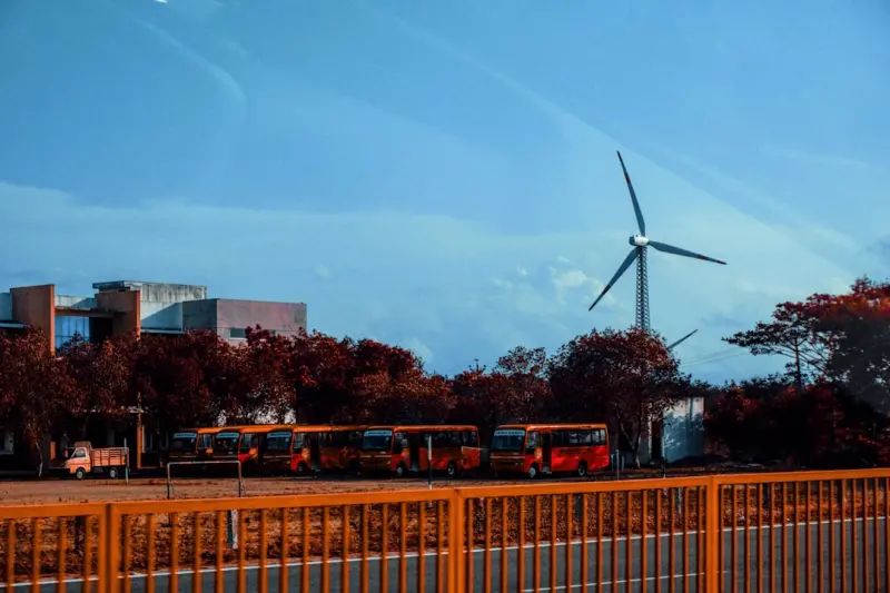 From Parking Spot to Power Hub: Rethinking Garage Construction for the Modern Maker