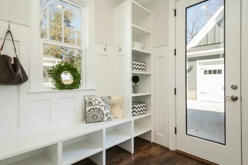 Crafting a Welcoming Entryway: Practical Tips for a Functional First Impression