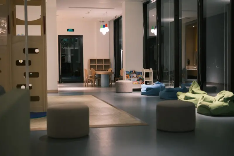 Designing Spaces That Breathe: A Multisensory Approach to Modern Interiors
