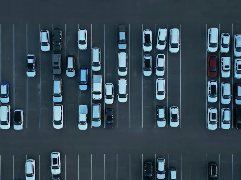 From Parking Space to Profit Engine: Reimagining Garage Construction for the E‑Commerce Era