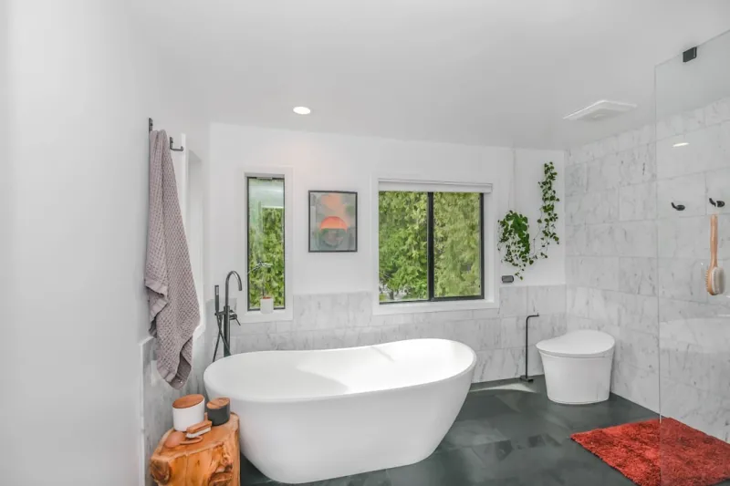 Revive Your Bathroom: The Insider’s Guide to Bathtub Refinishing Revive Your Bathroom: The Insider’s Guide to Bathtub Refinishing
