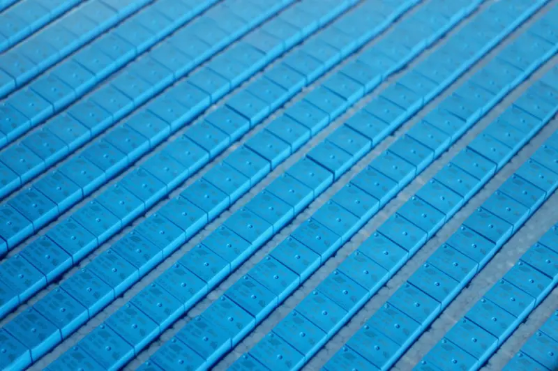 Heat From the Ground Up: How Radiant Floor Systems Redefine Modern Workspaces
