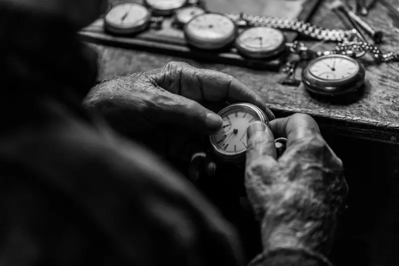 Reviving Timeless Pieces: A Hands‑On Guide to Furniture Restoration