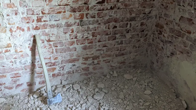 Reviving Old Walls: Modern Waterproofing Tactics for Historic Homes