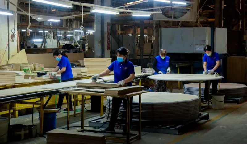Restoring Furniture for a Circular Future: Craft Meets Tech