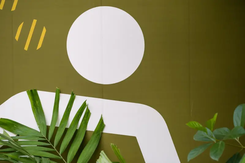 Smart Wallpaper: Sustainable Patterns & Personalization Smart Wallpaper: Sustainable Patterns & Personalization
