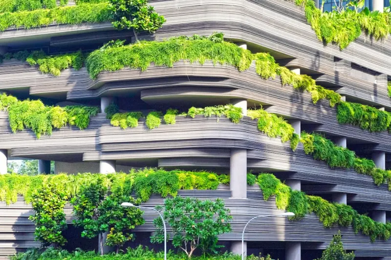 Urban Micro‑Gardens: Maximizing Green Space on Small Balconies