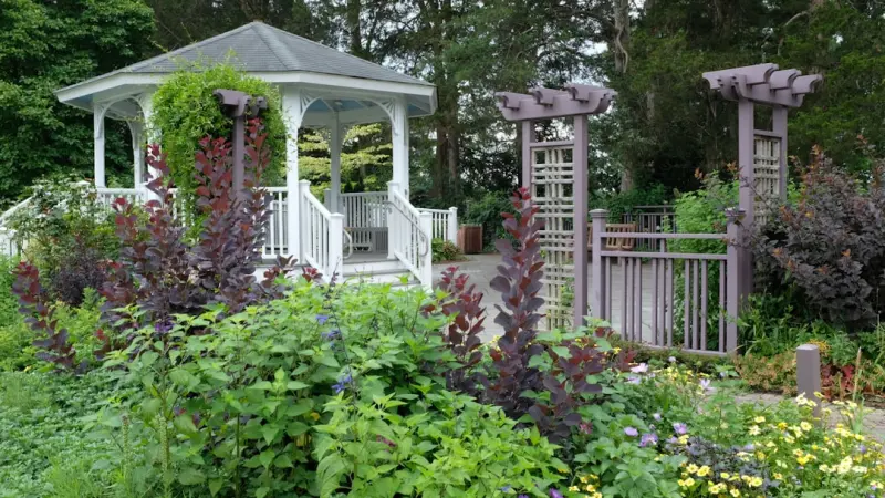 Transform Your Gazebo into a Year‑Round Wellness Retreat Transform Your Gazebo into a Year‑Round Wellness Retreat