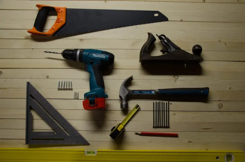 The Handyman’s Playbook: Mastering Adaptive Home Repairs