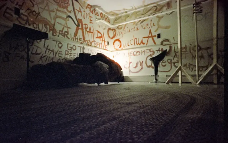 Wallpapering as Art: Transforming Walls into Personal Storytelling Canvases
