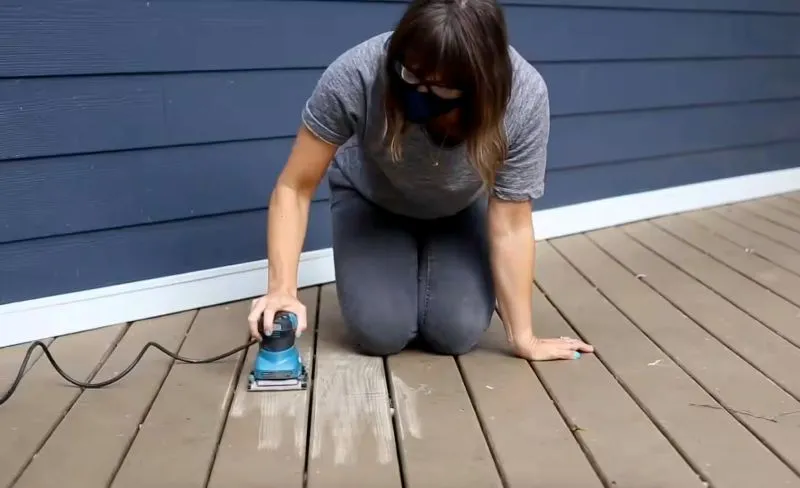 How to refinish your Deck to make it look like new again How to refinish your Deck to make it look like new again