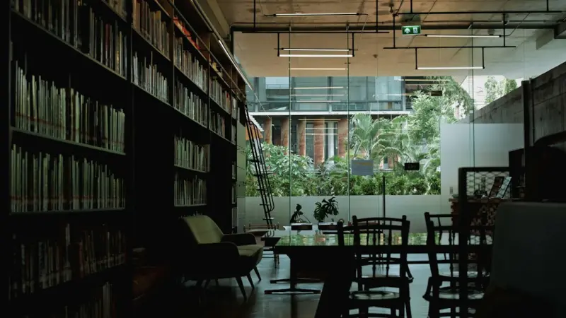 Cultivating Calm: How Indoor Green Walls Are Redefining Home Living