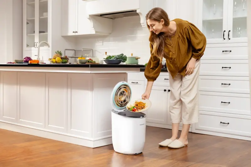 The Surprising Power of Home Composting: Turning Kitchen Scraps into Garden Gold
