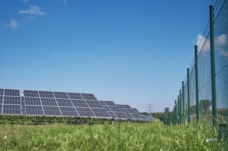 The Rise of Intelligent Fencing: Security, Sustainability, and Data Fusion